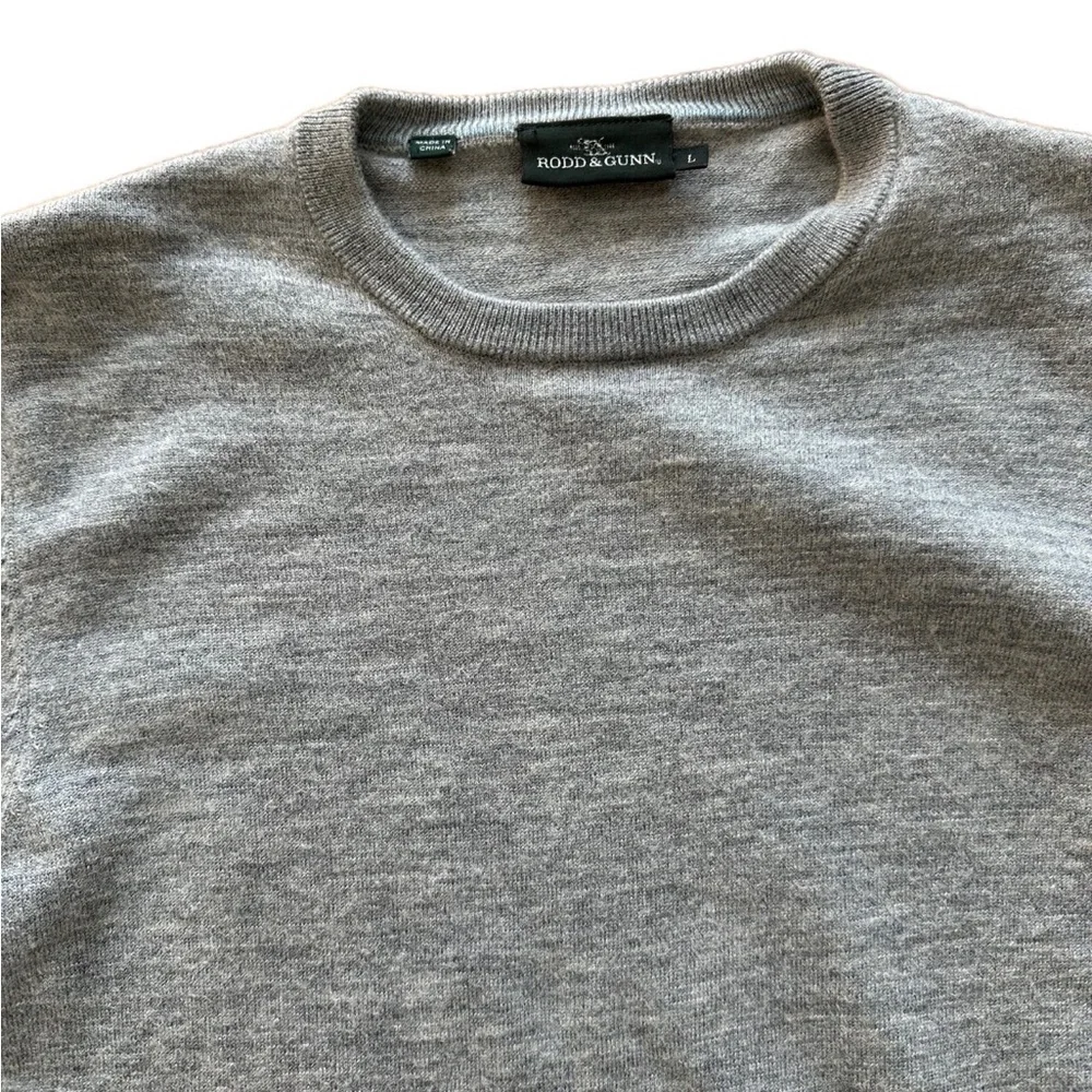 Rodd & Gunn 100% Merino Wool Sweater – Men’s Large